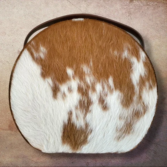 DKNY KOREA SAMPLE Brown & White Plush Hide Texture Canteen Crossbody One Off Bag - Picture 7 of 17